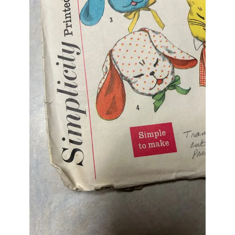 Vintage 1950's Simplicity‎ Pattern #2328 Six Playmate Pillows